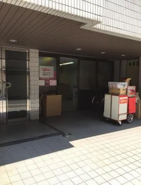 不二DICビルの外観