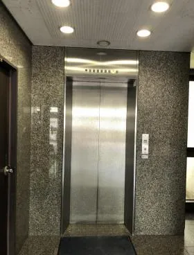 両国国技館前東誠ビルの外観