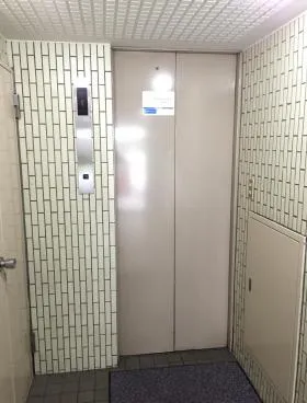 亀井橋ビルの外観