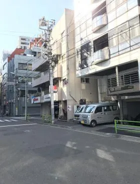 MARUSHINビルの外観