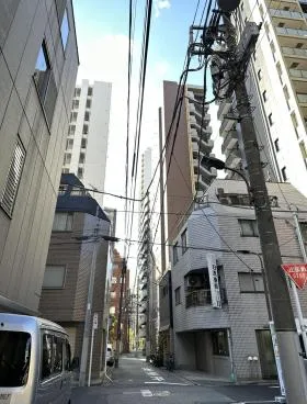 ユニ鎌倉ビルの外観