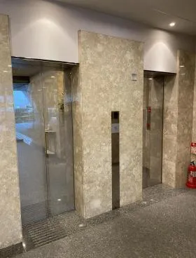 白揚ビルの外観