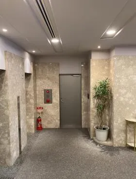 白揚ビルの外観