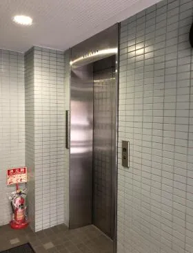 淡路町龍名館ビルの外観