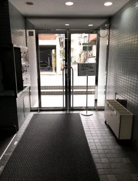 淡路町龍名館ビルの外観
