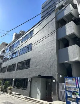 淡路町龍名館ビルの外観