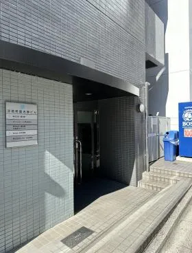 淡路町龍名館ビルの外観