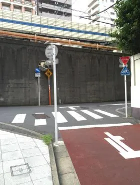 エグゼクティブタワー麻布台ビルの外観