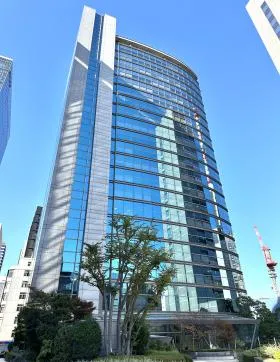 新幸橋ビルの外観
