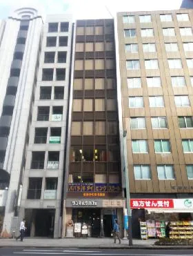 京橋ビルの外観