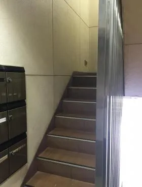 京橋ビルの外観