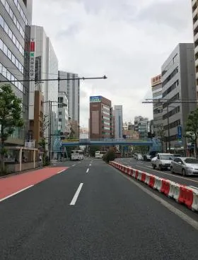 淡路町駅前ビルの外観