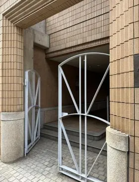 アルシュ麹町ビルの外観