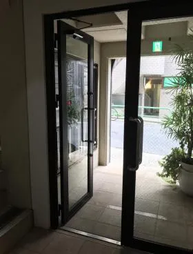 キャトルセゾン麹町ビルの外観