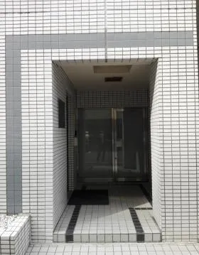 三沢ビルの外観