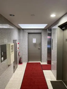 第1長谷川ビルの外観
