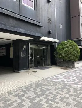 伊成ビルの外観