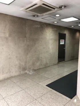 伊成ビルの外観