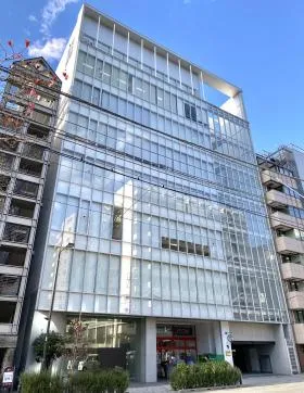 THE WALLビルの外観