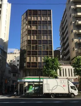 信友大塚ビルの外観
