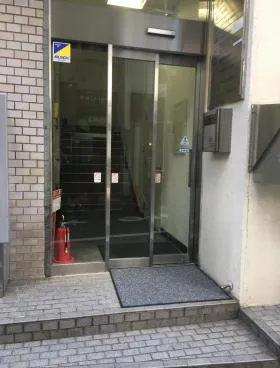 信友大塚ビルの外観