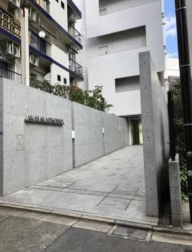 赤坂フェニックスビルの外観