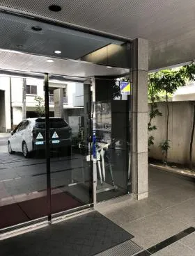 TSビルの外観