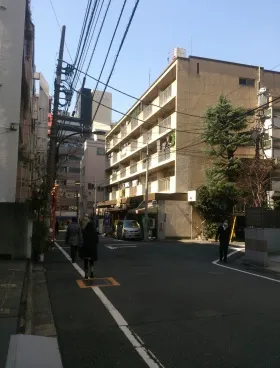 玉屋ビルの外観