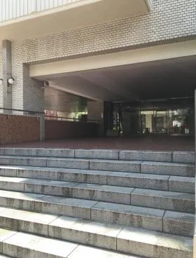 渋谷ホームズの外観