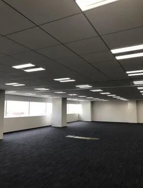 WESTRIO千葉フコク生命ビルの外観