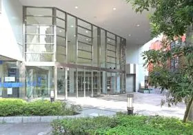 京王府中1丁目ビルの外観