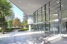 京王府中1丁目ビルの外観