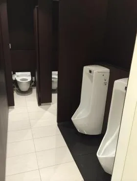 サンアイ茅場町ビルの外観