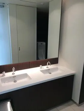 サンアイ茅場町ビルの外観