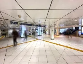 新宿三丁目駅（東京メトロ副都心線・丸ノ内線・都営新宿線）