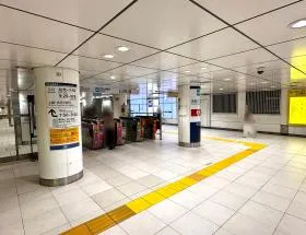 新宿三丁目駅（東京メトロ丸ノ内線）