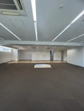 アトム麹町タワービルの外観
