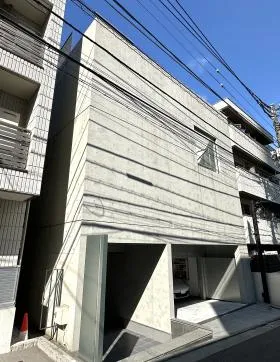 FAD20ビルの外観