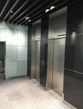 三信八丁堀ビルの外観