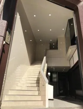 勝又ビルの外観