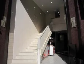 勝又ビルの外観