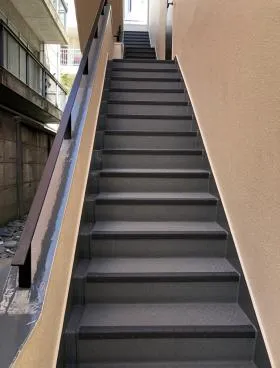 若菜ビルの外観