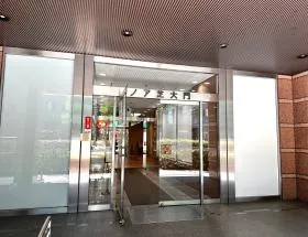 ノア芝大門ビルの外観