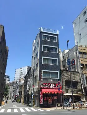 松村蔵前ビルの外観