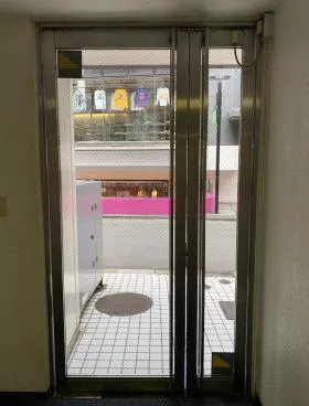 HIサンロード原宿ビルの外観