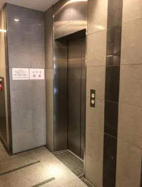 VORT新宿御苑(旧:御苑前311)ビルの外観