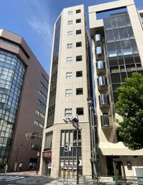 第13大鉄ビルの外観