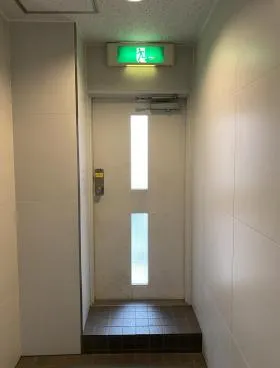 フォーシーズンビルアネックスの外観