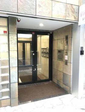 ラタンビルの外観