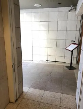 アデッソ西麻布ビルの外観